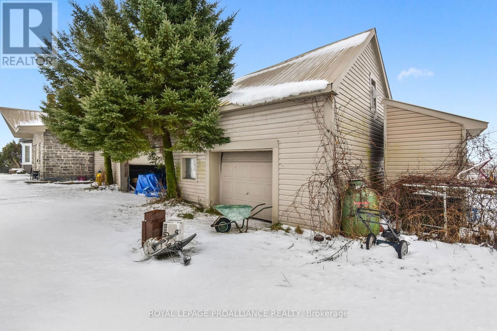 5039 CARMAN ROAD Image 24