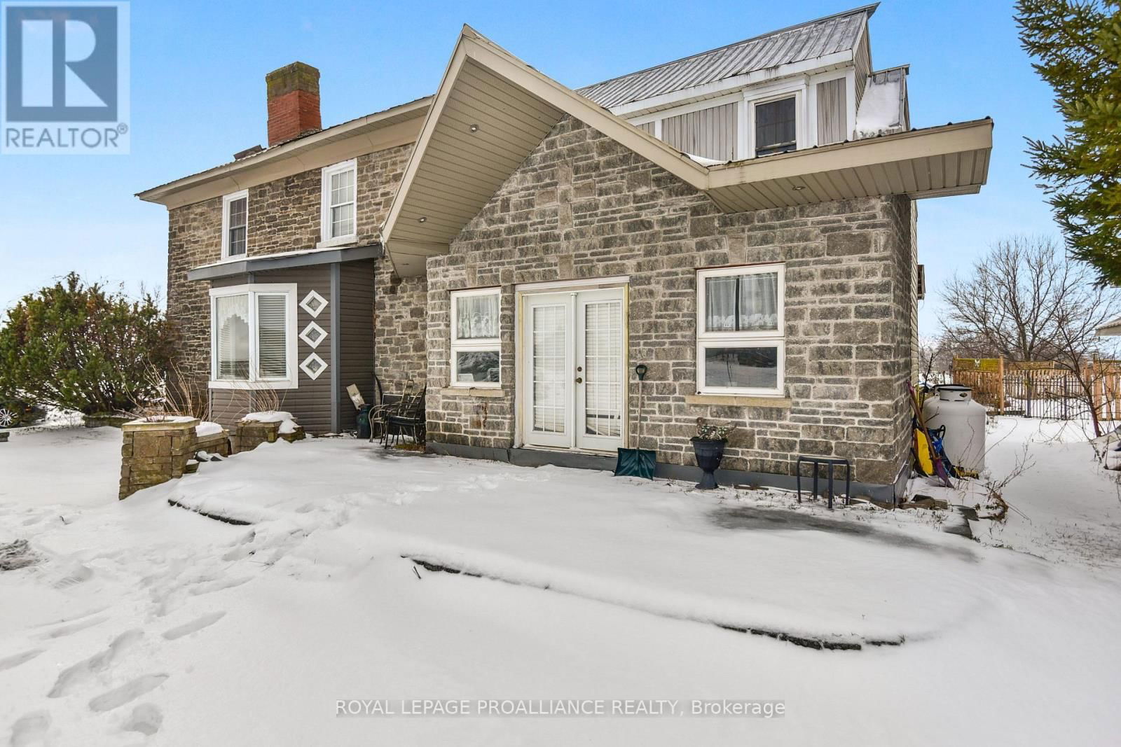 5039 CARMAN ROAD Image 26
