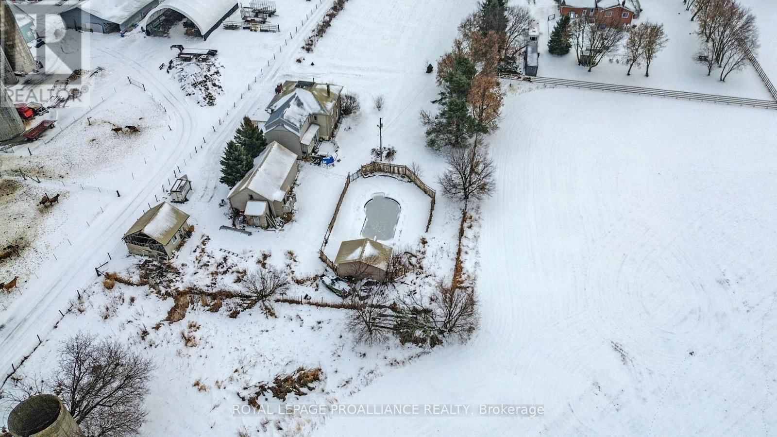5039 CARMAN ROAD Image 28