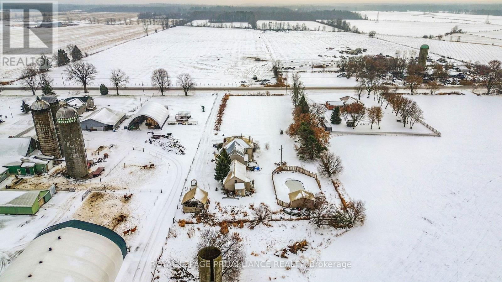 5039 CARMAN ROAD Image 33
