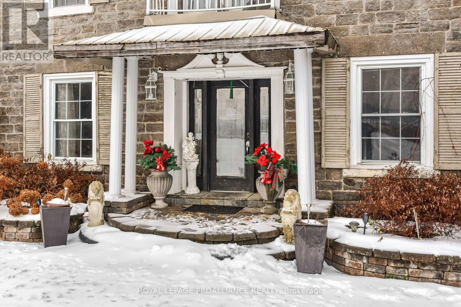 5039 CARMAN ROAD Image 4