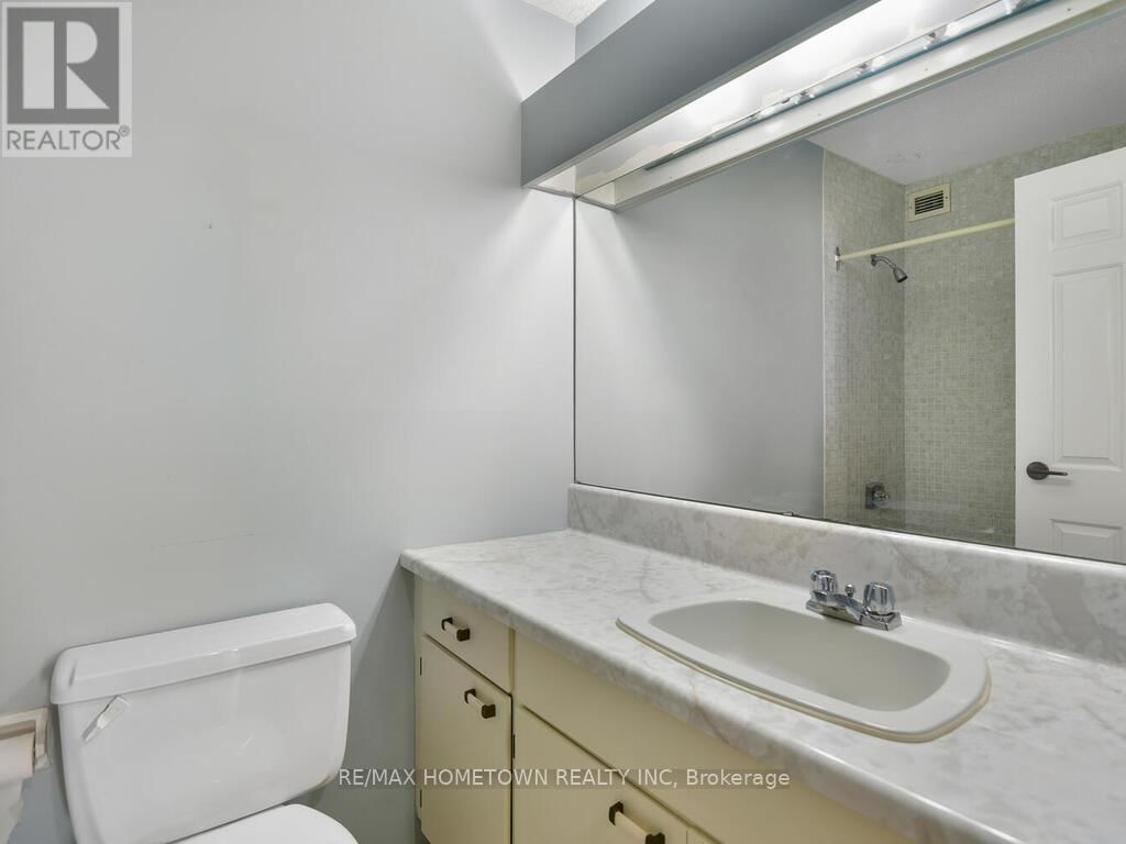 211 - 55 WATER STREET EAST Image 40