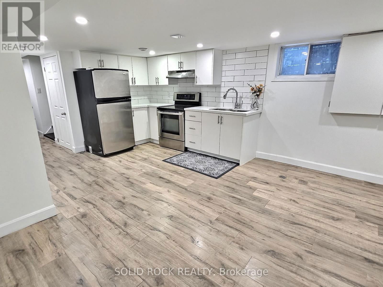 60 LINCOLN ROAD Image 17