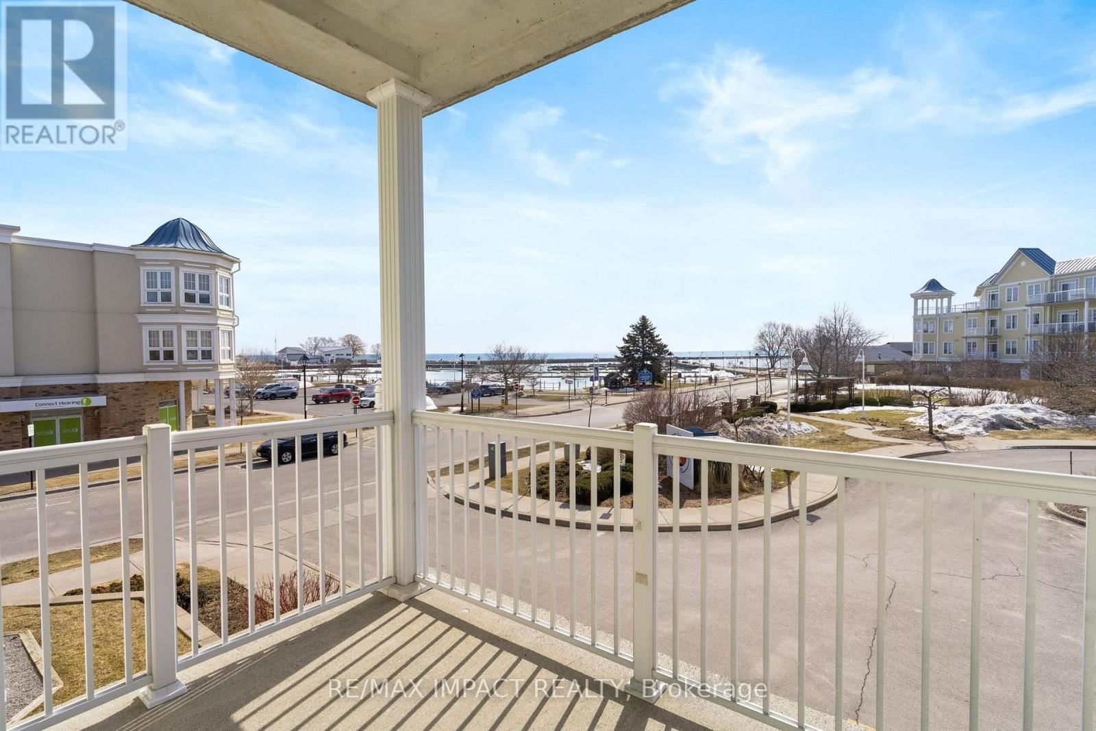 217 - 145 THIRD STREET Image 12