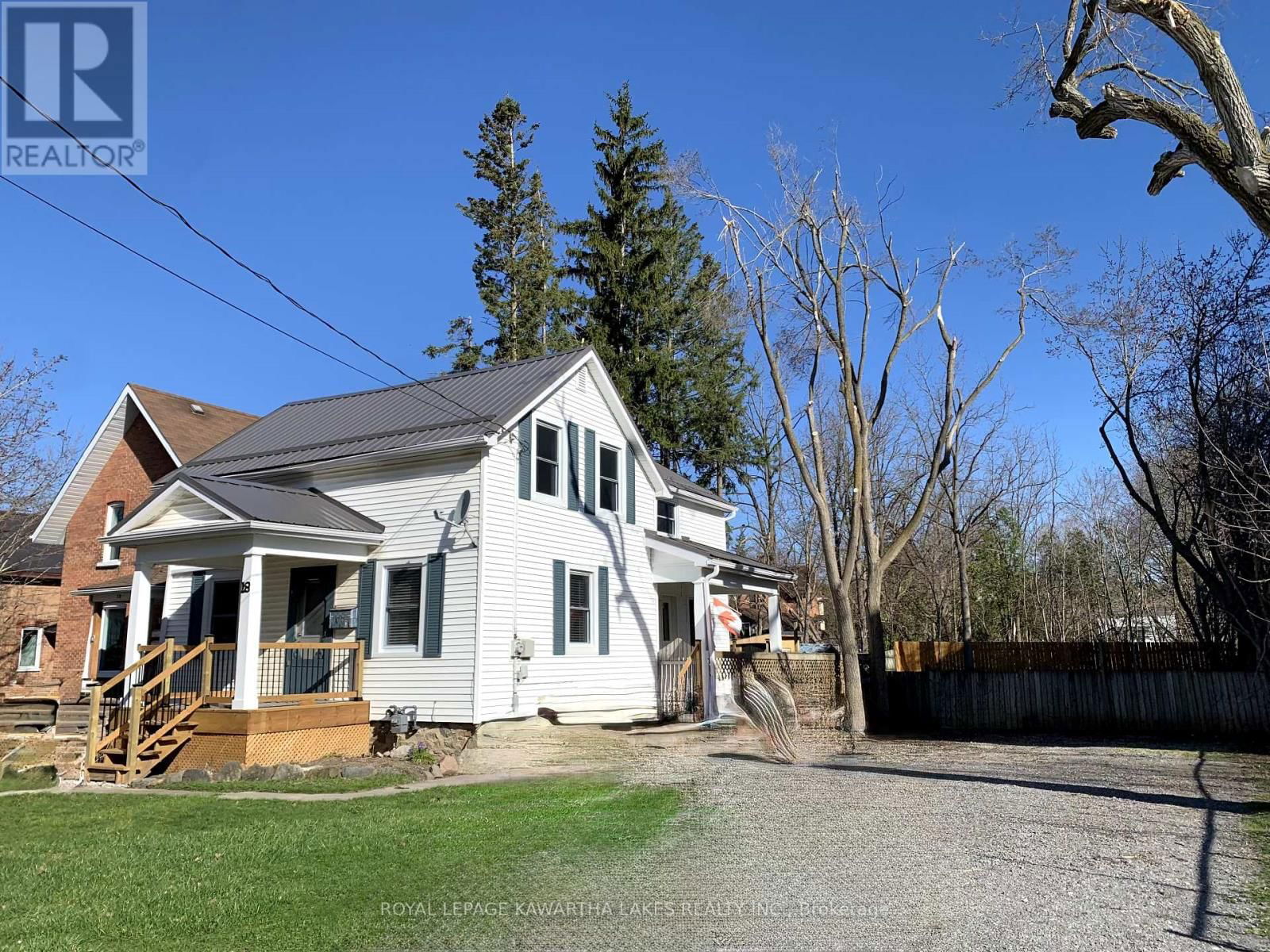 18 BOND STREET WEST Image 1