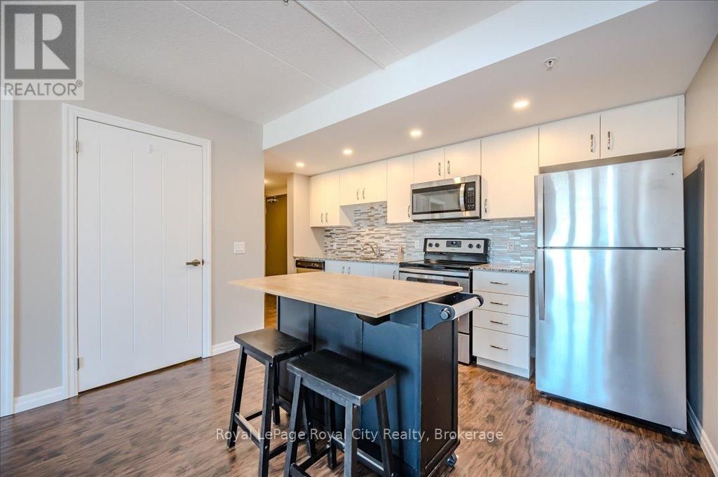105 - 108 SUMMIT RIDGE DRIVE Image 14