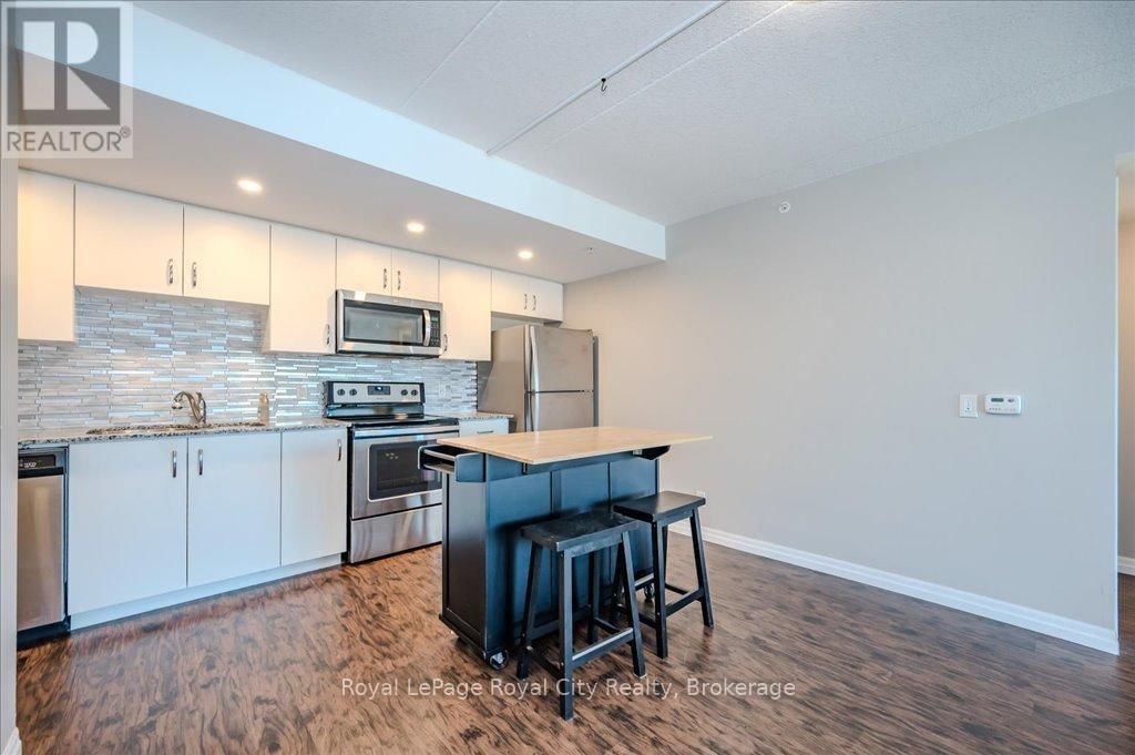 105 - 108 SUMMIT RIDGE DRIVE Image 15
