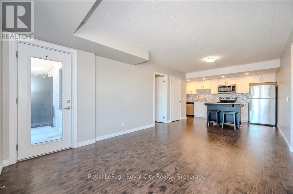 105 - 108 SUMMIT RIDGE DRIVE Image 21