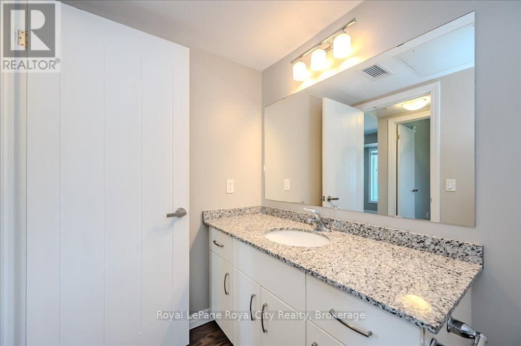 105 - 108 SUMMIT RIDGE DRIVE Image 27