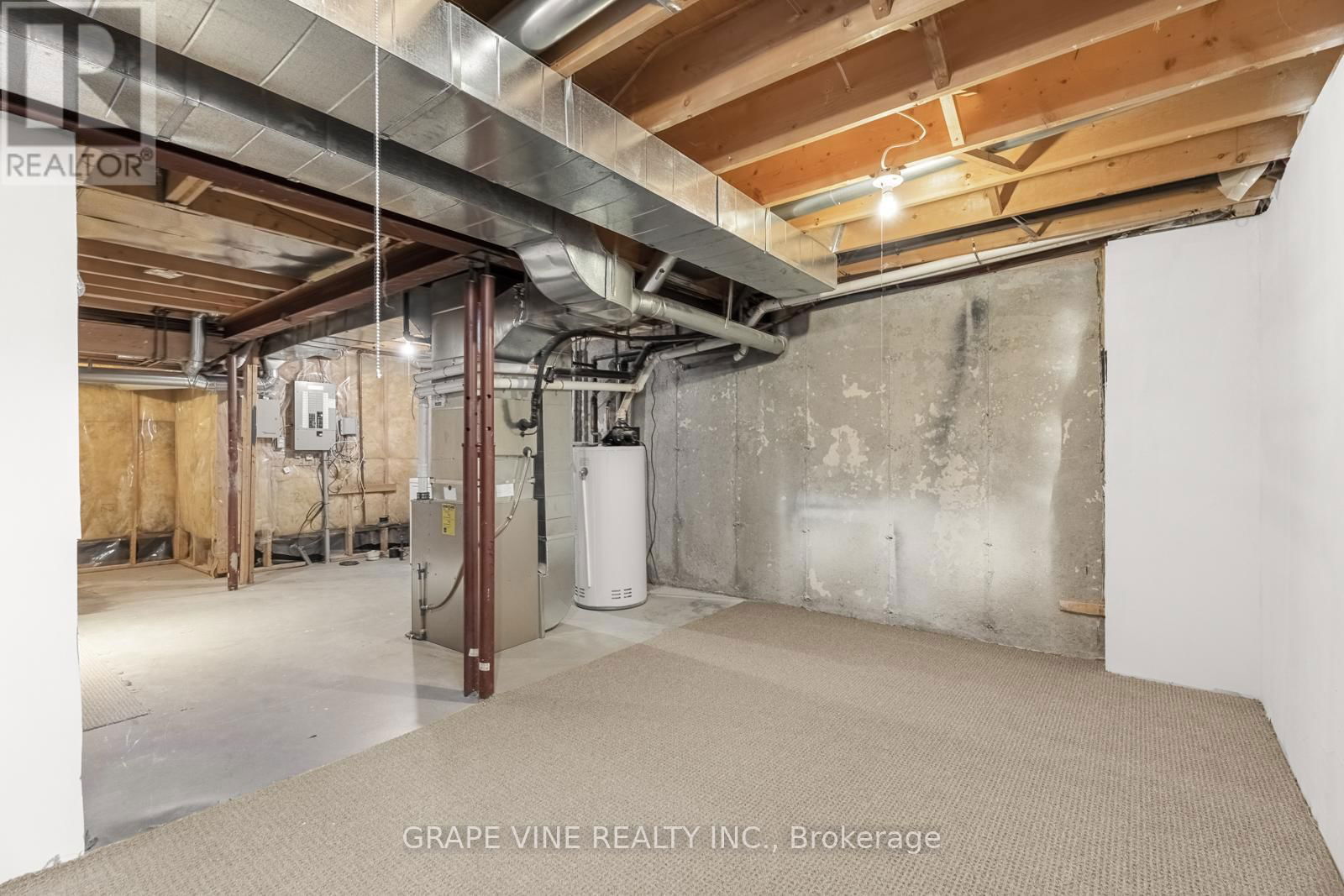 430 LAWLER CRESCENT Image 31