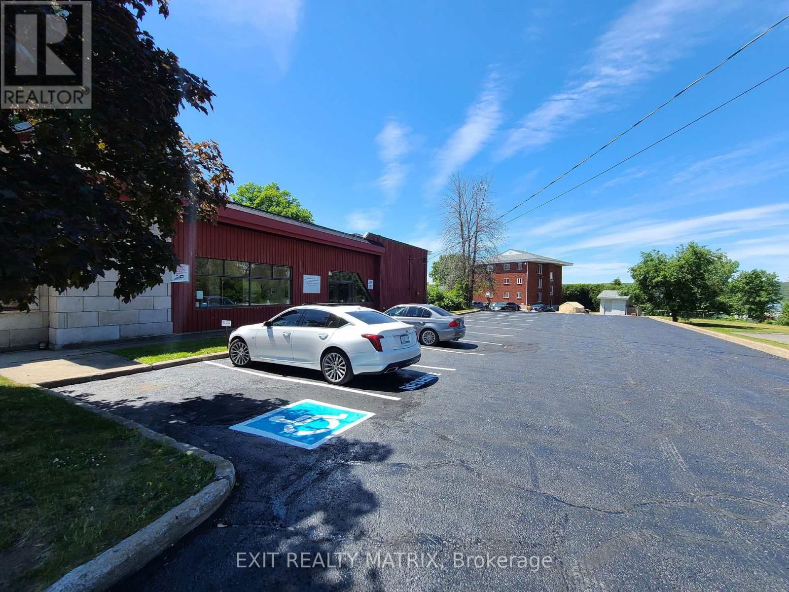 1030 KING STREET Image 2