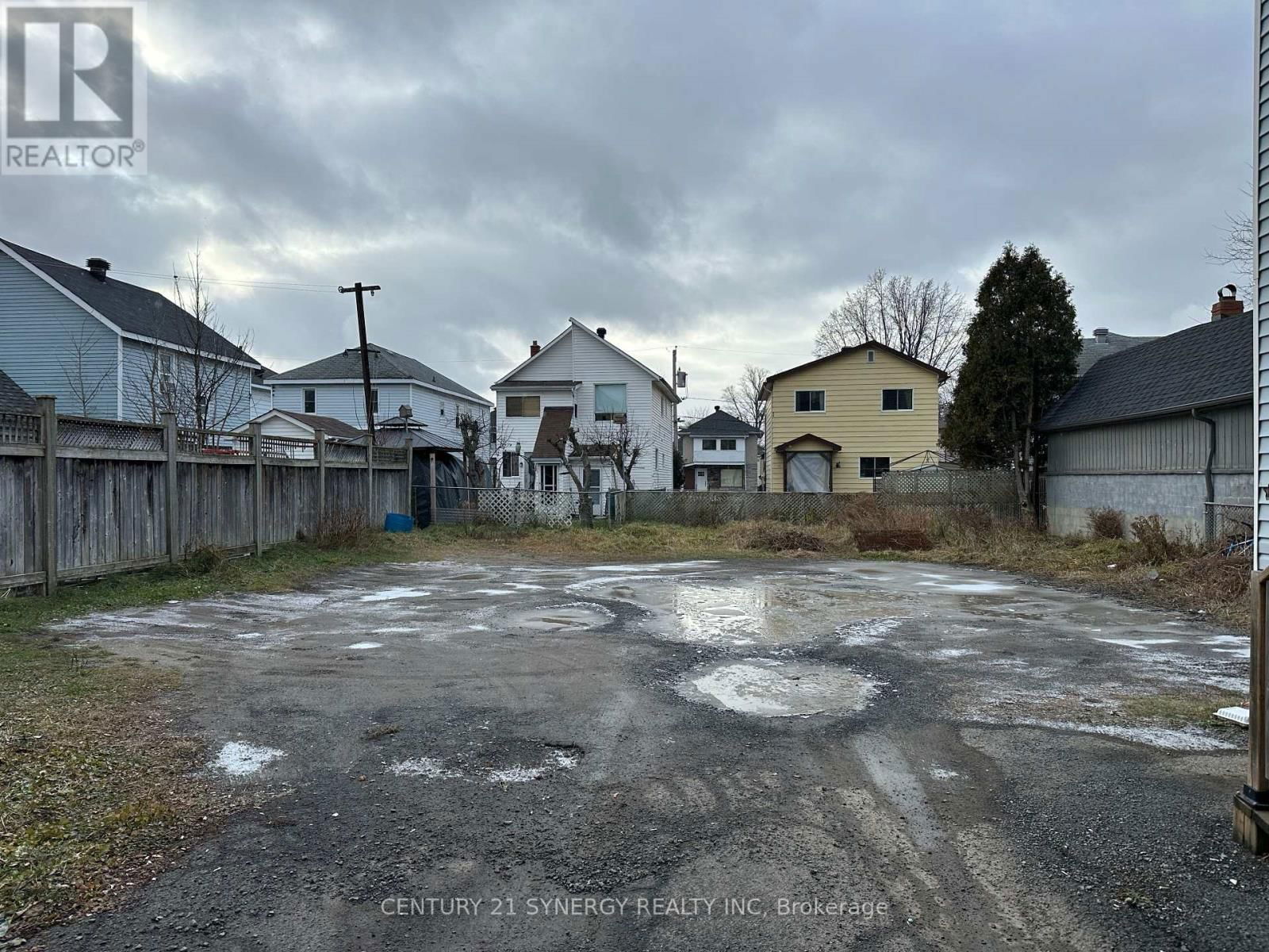 415 MCCONNELL AVENUE Image 4