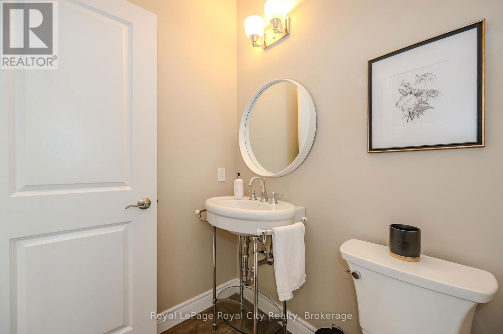 90 CARDIGAN STREET Image 31