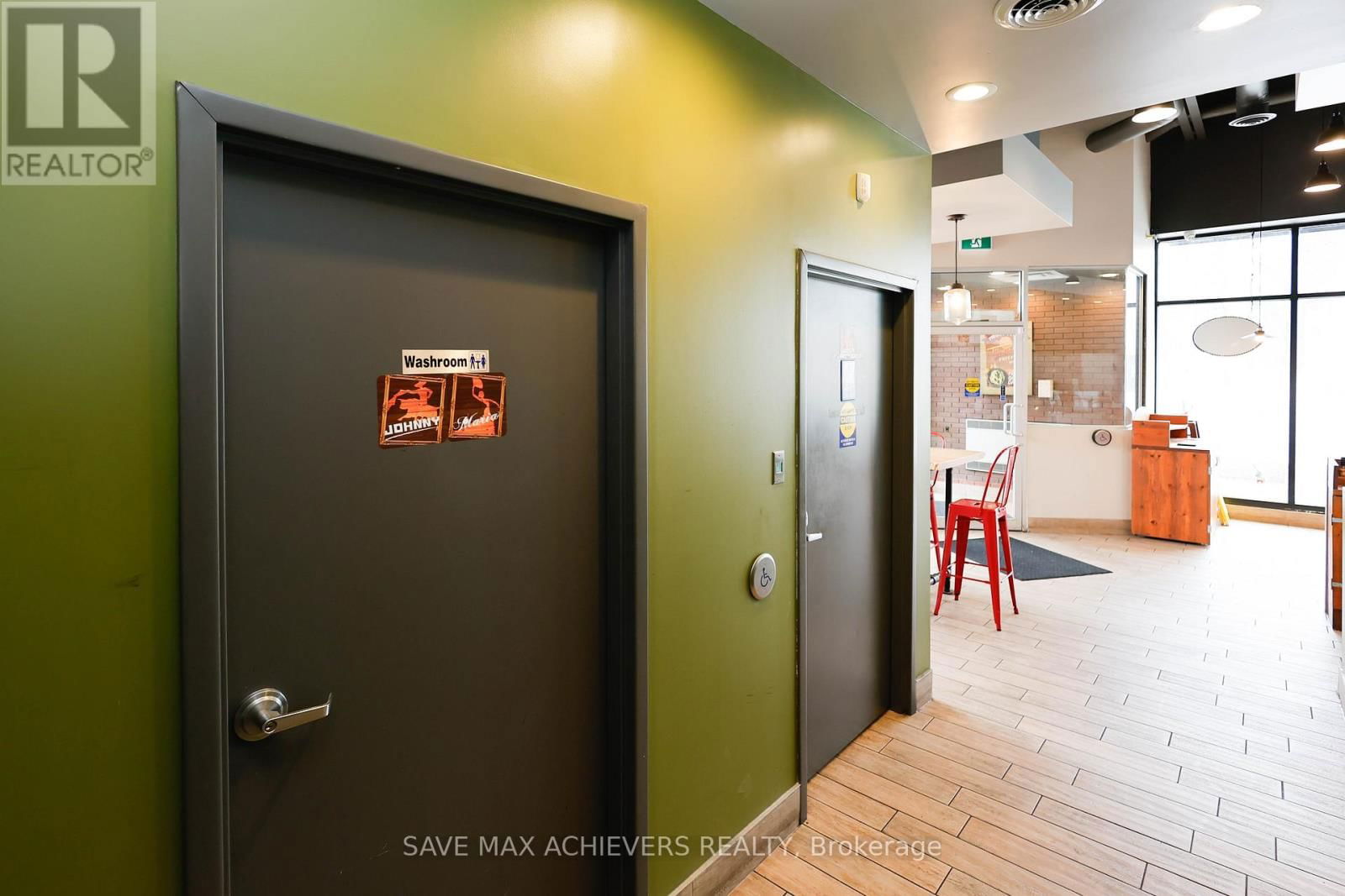 750 RICHMOND STREET Image 7