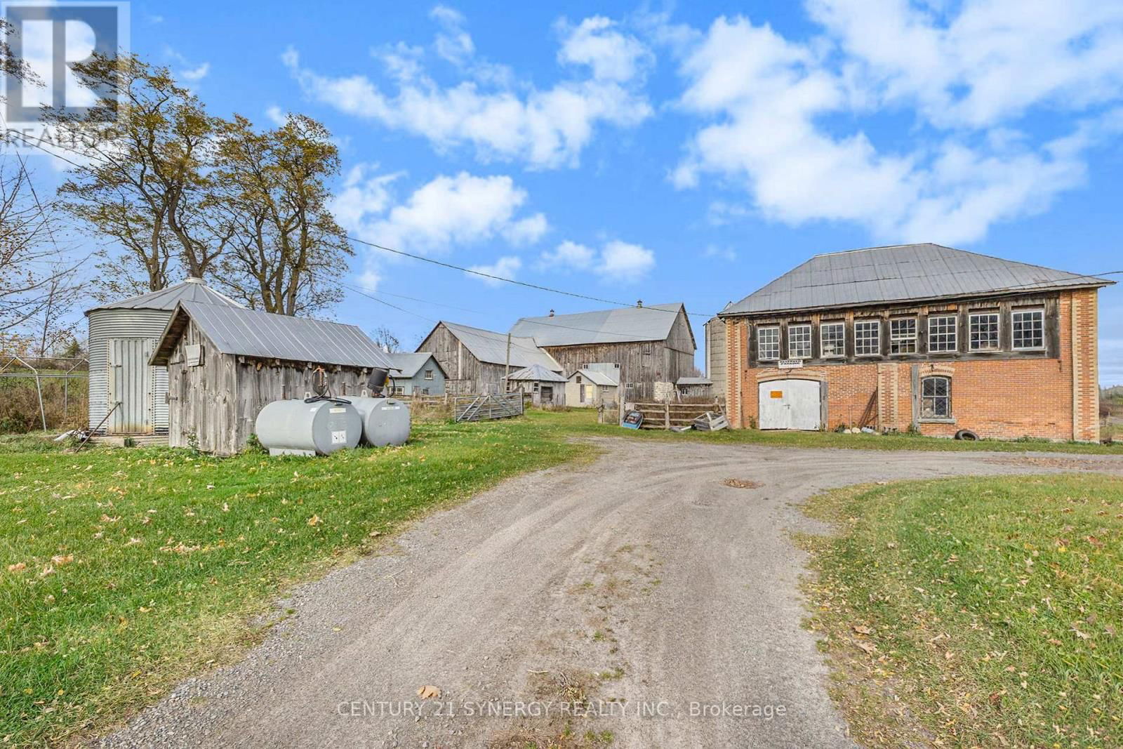 129 RIDEAU FERRY ROAD Image 4