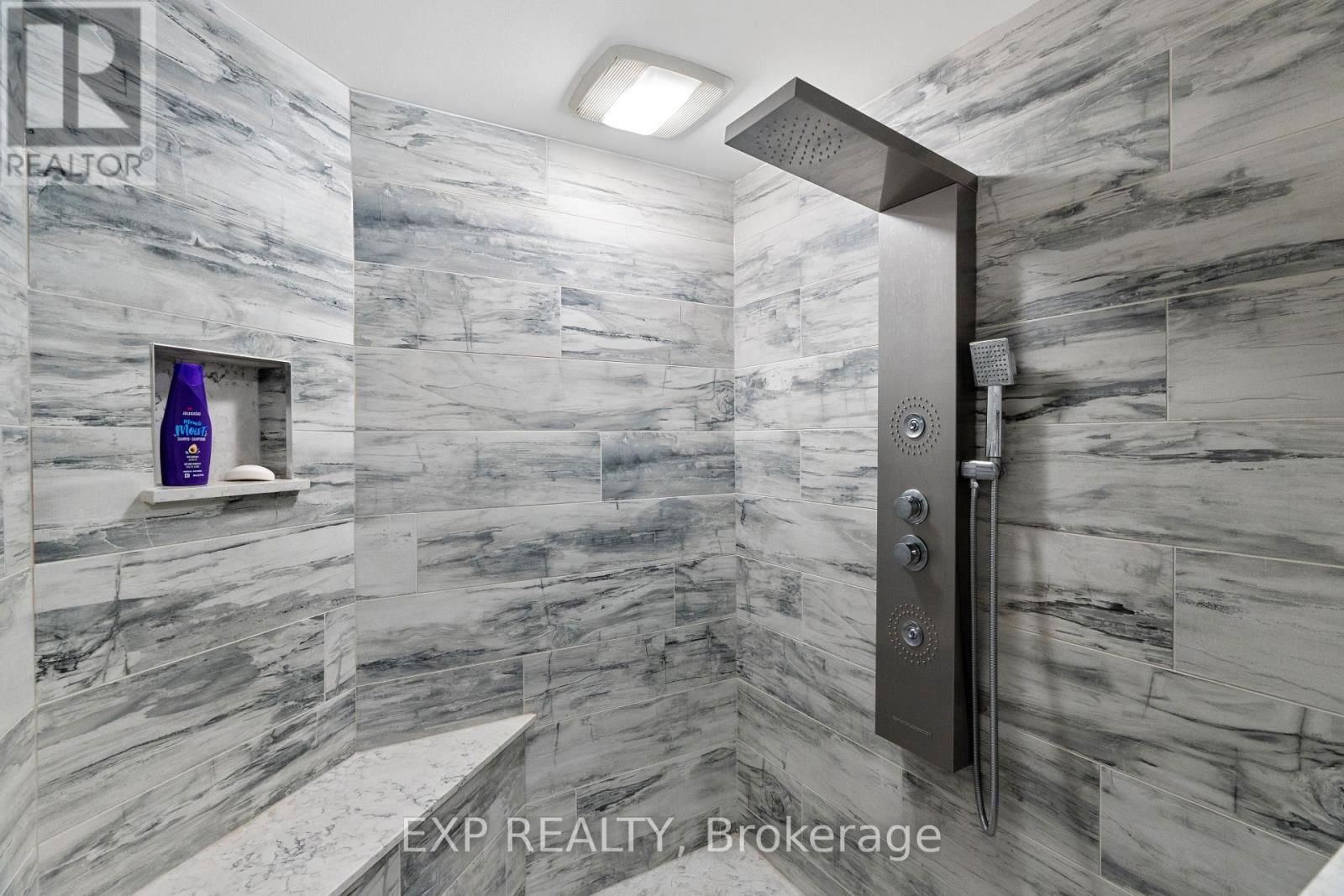 9952 PRINCE PHILIP STREET Image 26