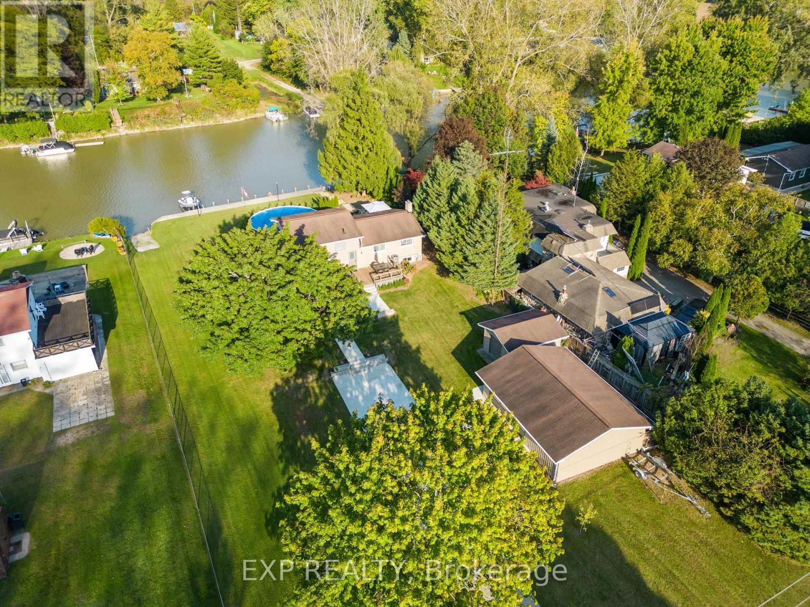 9952 PRINCE PHILIP STREET Image 45