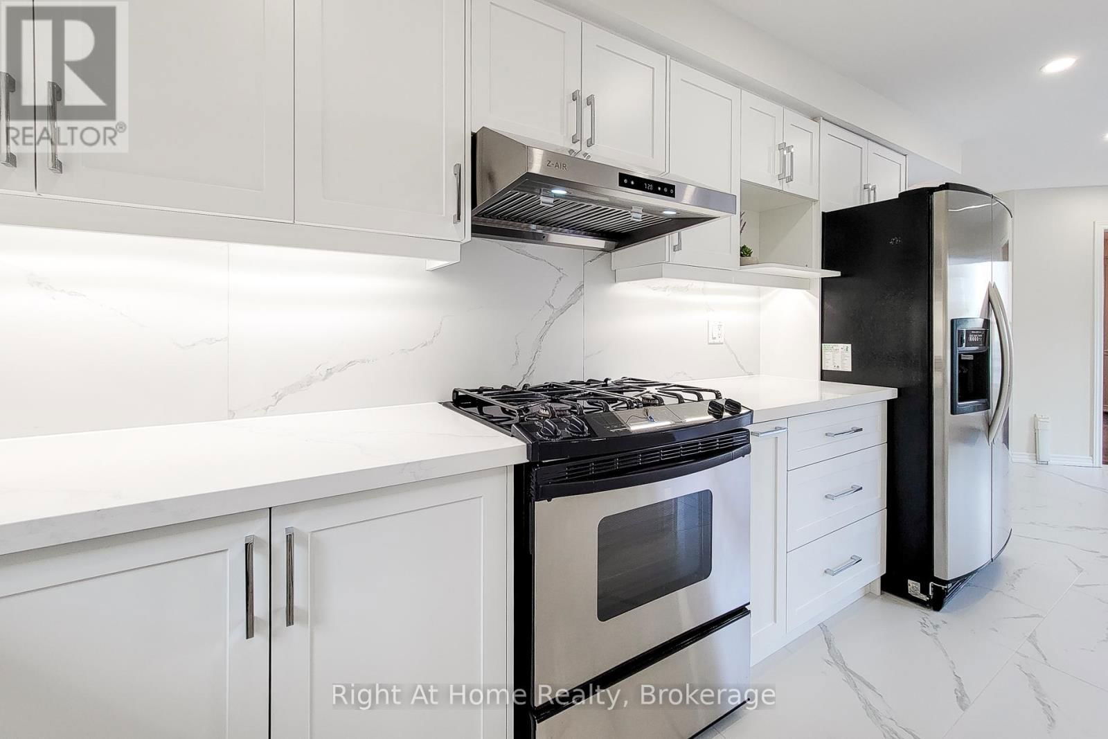 85 MEADOWLANDS BOULEVARD Image 22