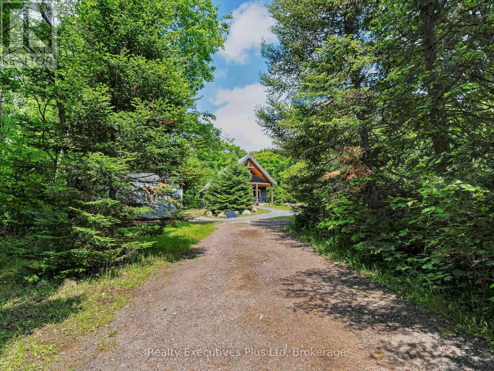 1908 EAGLE LAKE ROAD Image 38