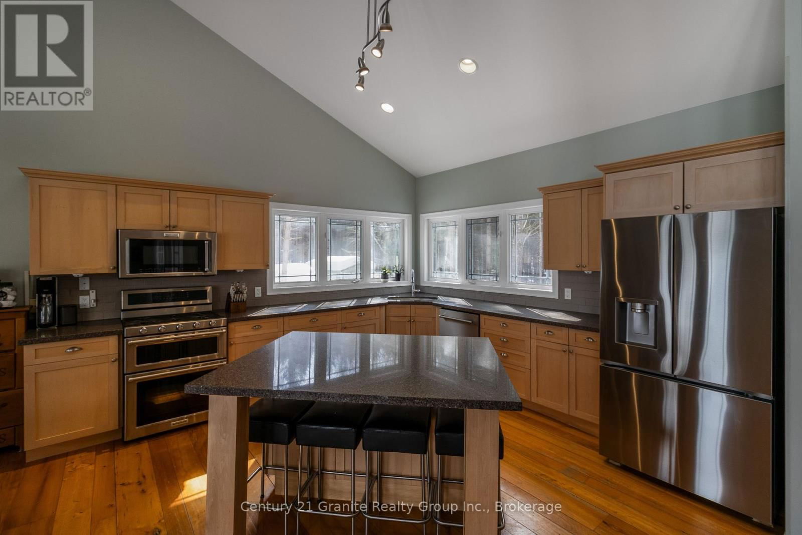 1047 BONIS LANE Image 13