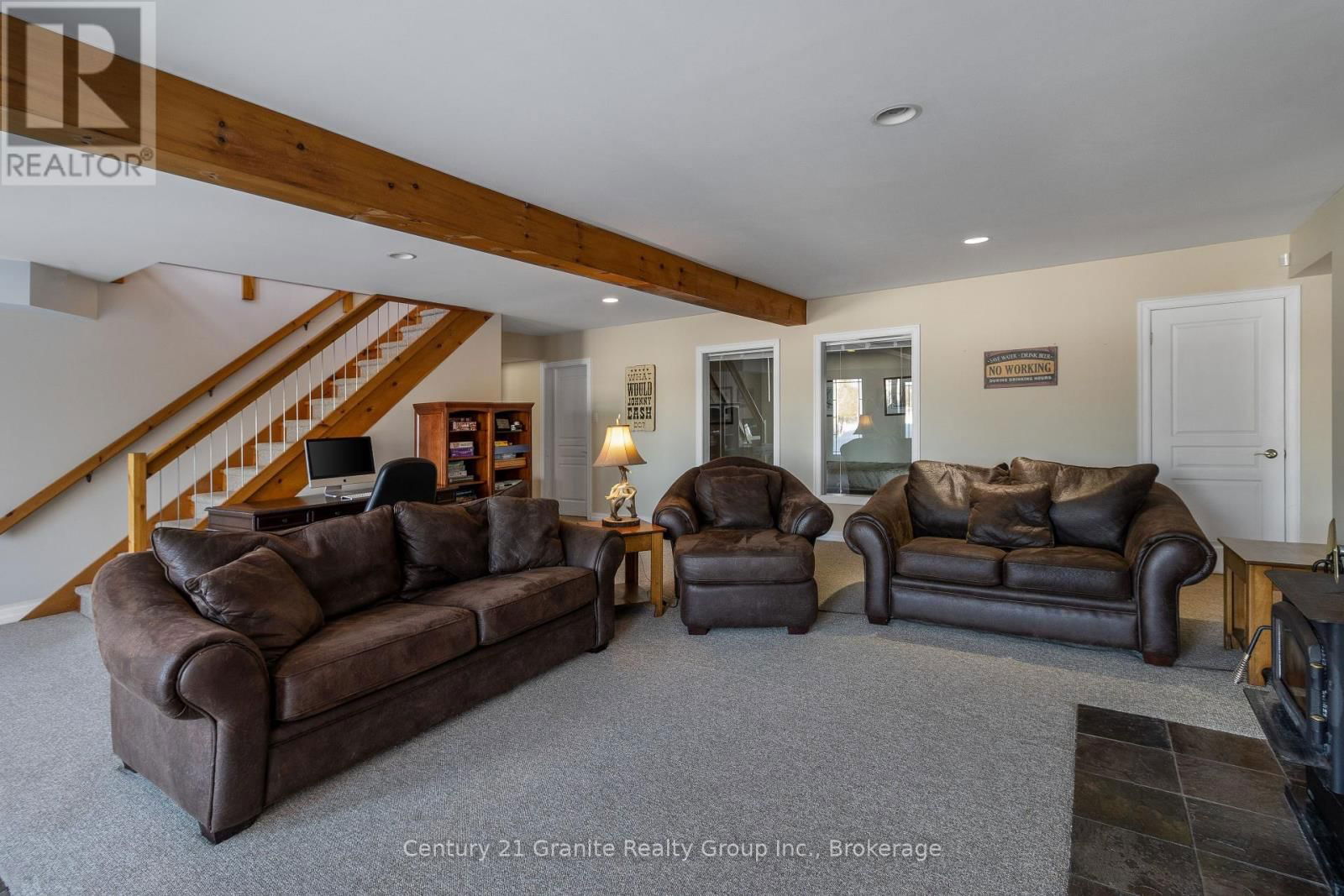 1047 BONIS LANE Image 30