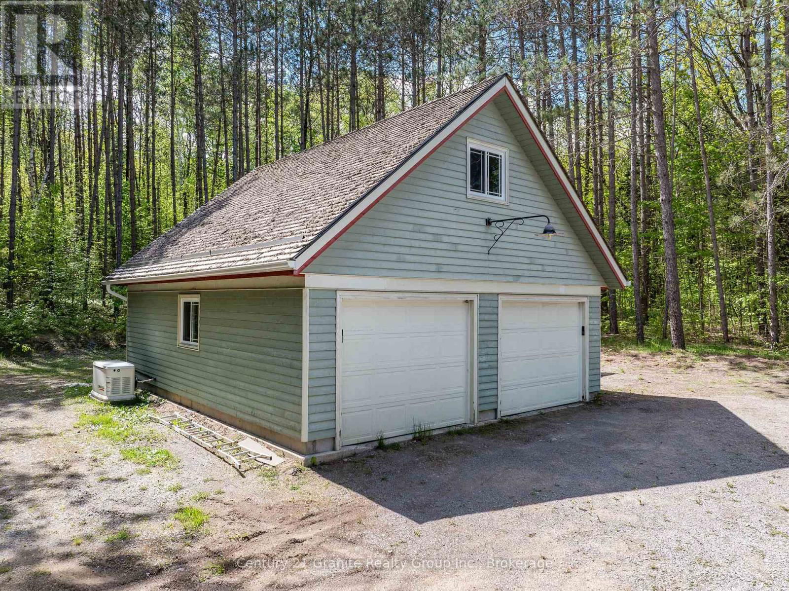 1047 BONIS LANE Image 49
