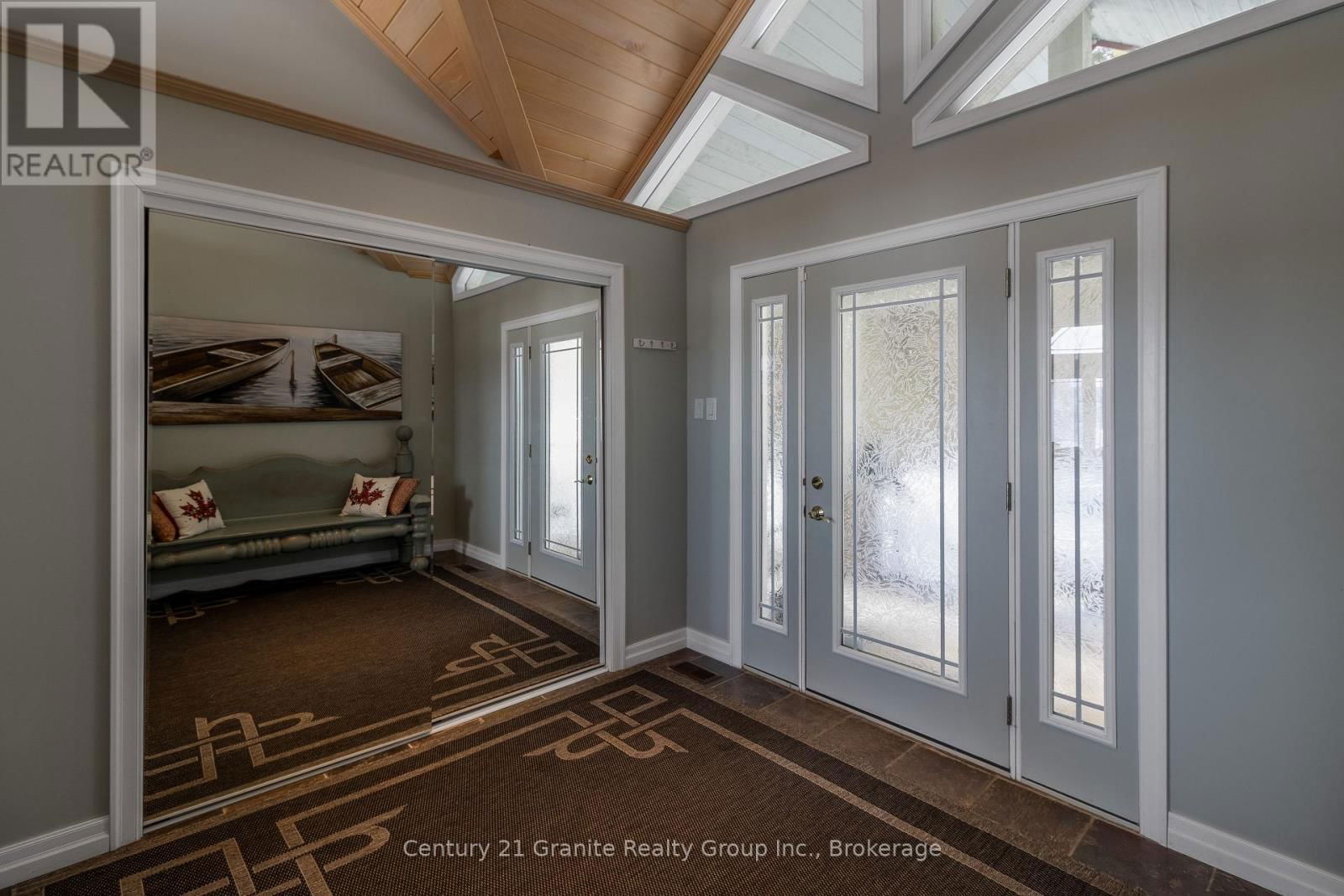 1047 BONIS LANE Image 5