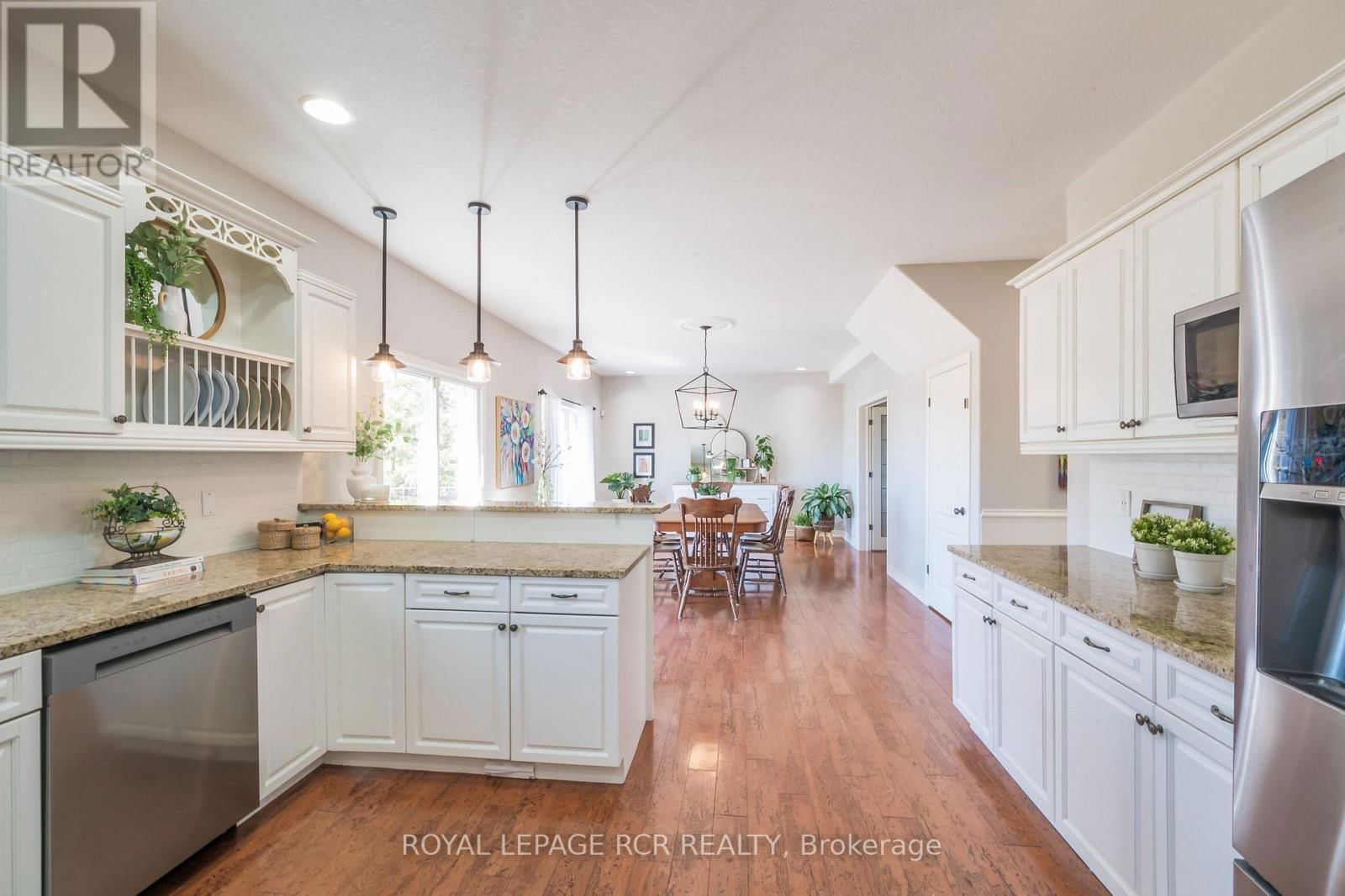 8 MADILL DRIVE Image 15