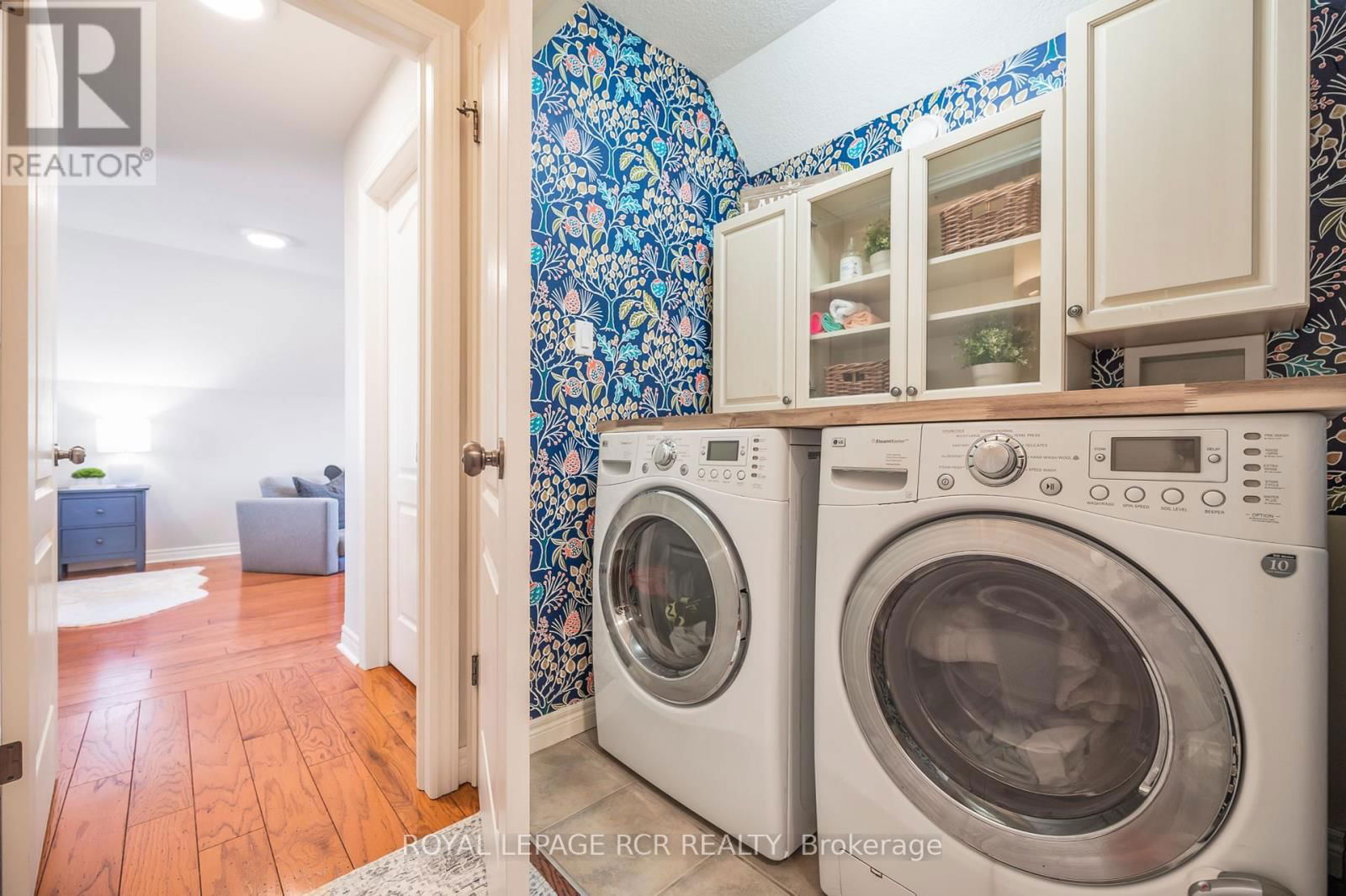 8 MADILL DRIVE Image 25