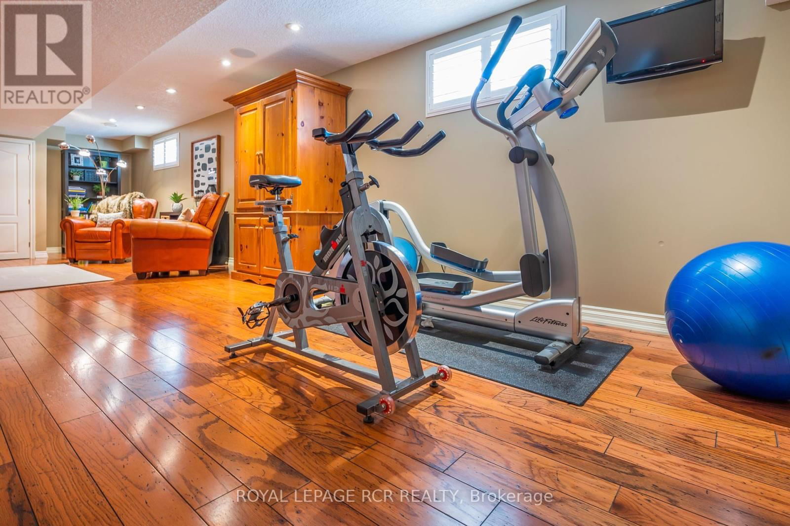 8 MADILL DRIVE Image 31