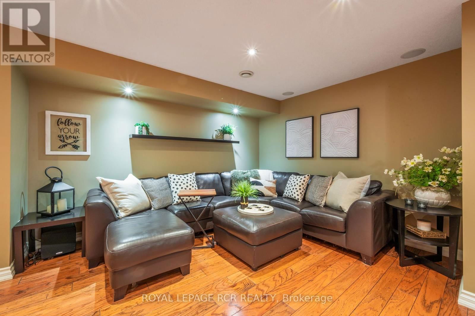 8 MADILL DRIVE Image 33