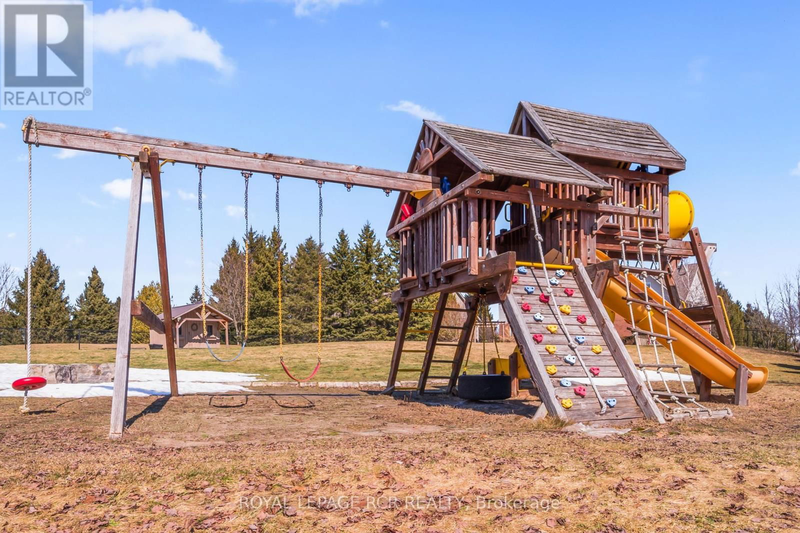 8 MADILL DRIVE Image 39