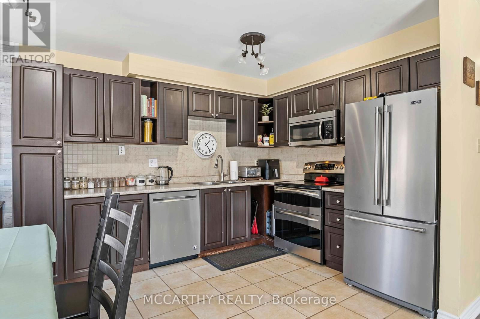 300 SHELBURNE PLACE Image 14