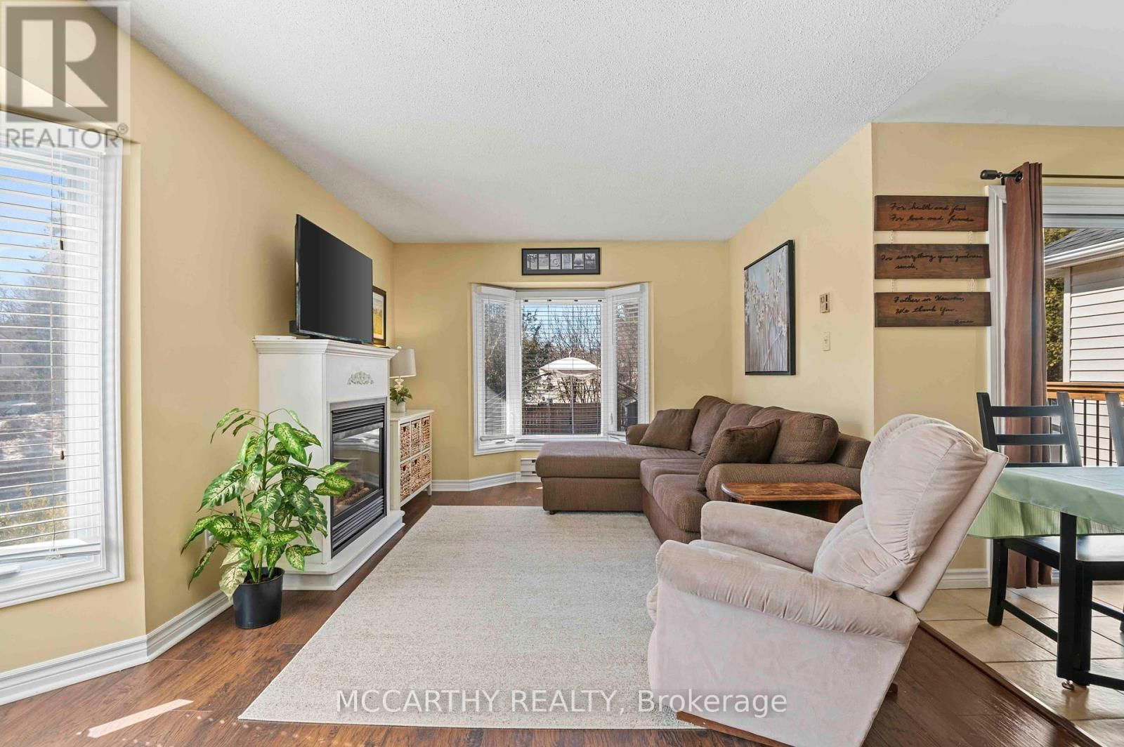 300 SHELBURNE PLACE Image 7