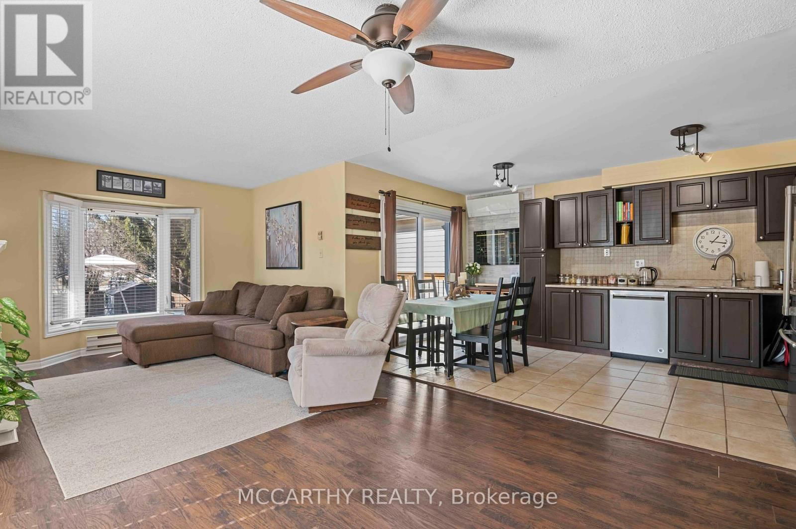 300 SHELBURNE PLACE Image 9