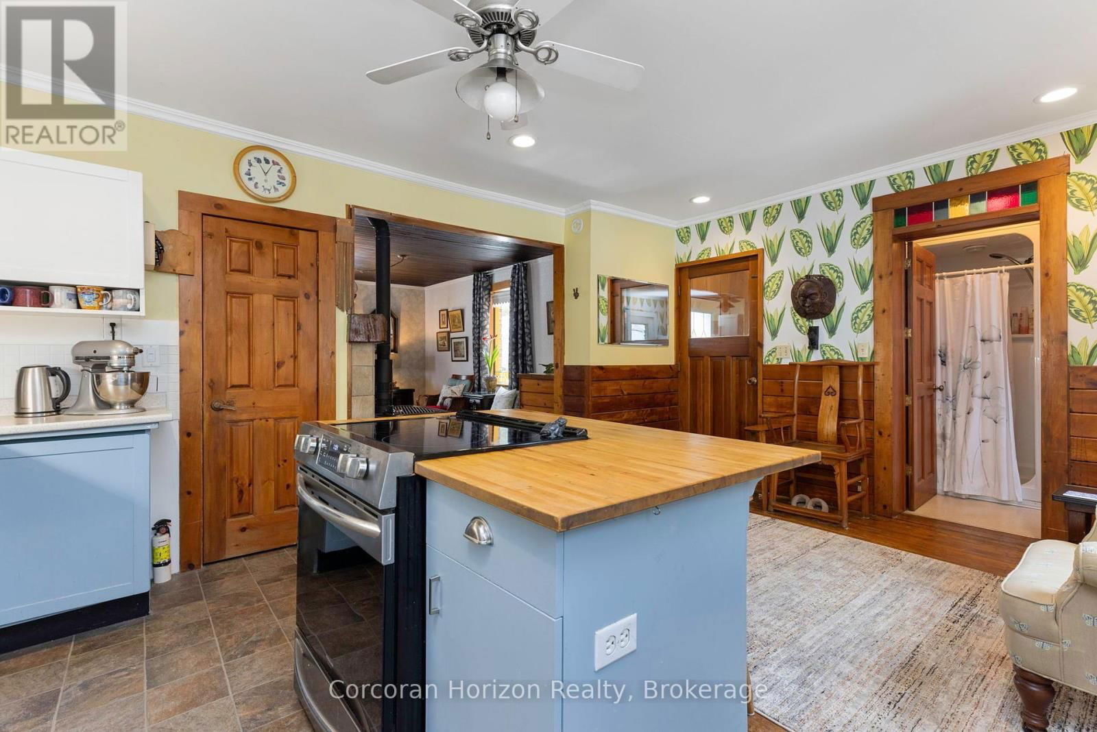 1641 WALKERS POINT ROAD Image 13