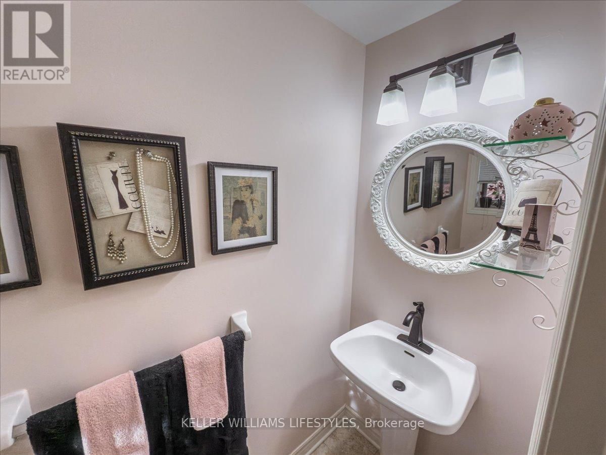 29 - 1478 ADELAIDE STREET NORTH Image 6