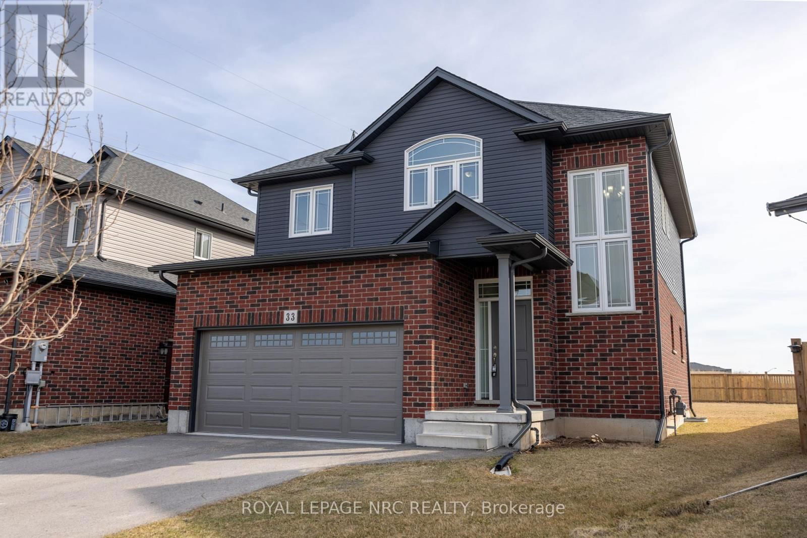 33 CINNAMON STREET Image 29
