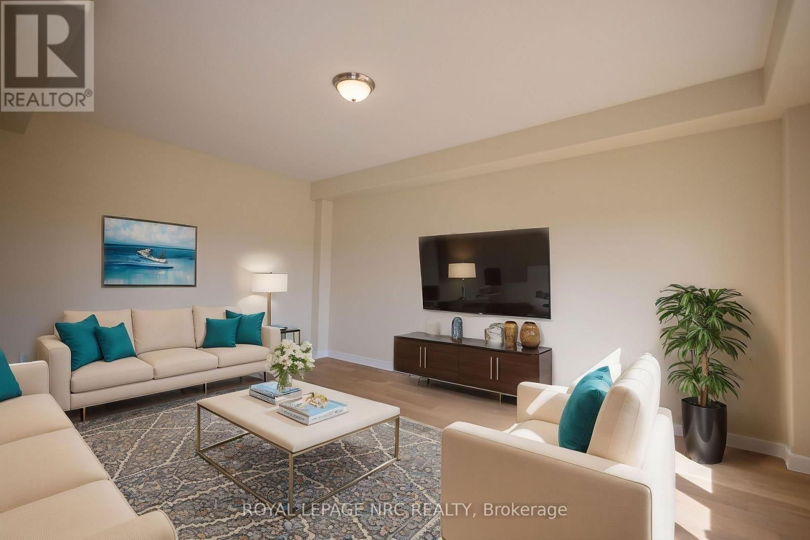 33 CINNAMON STREET Image 7