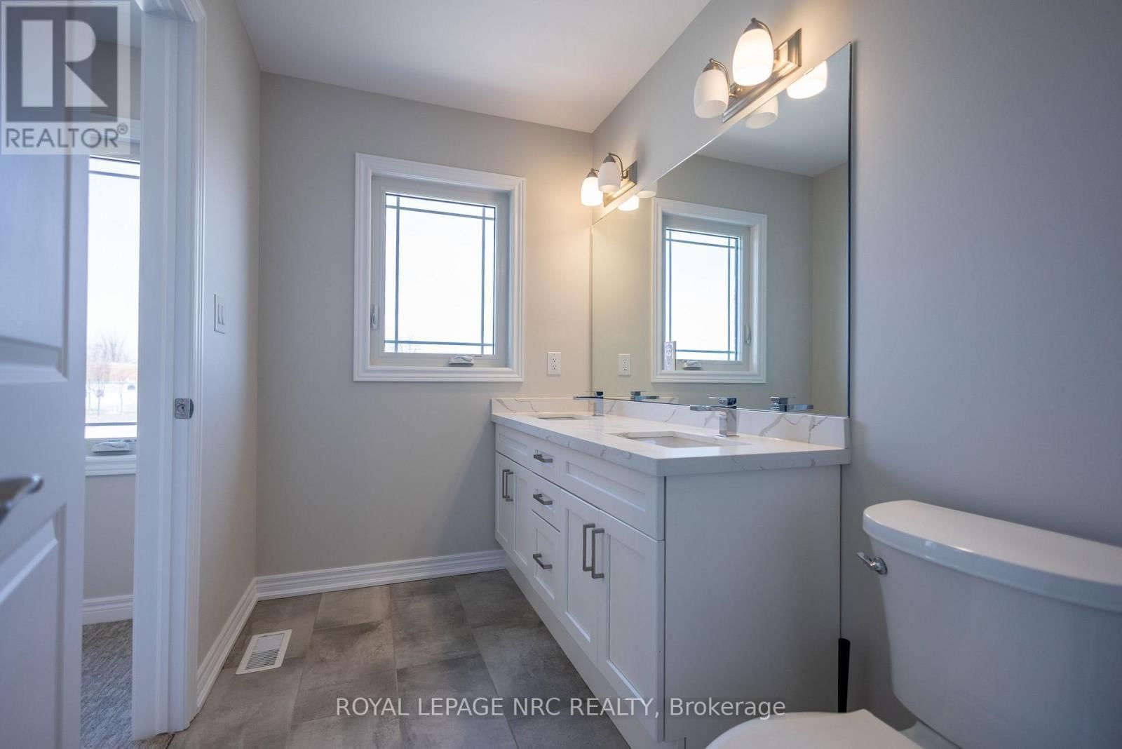 25 MCMANN DRIVE Image 15