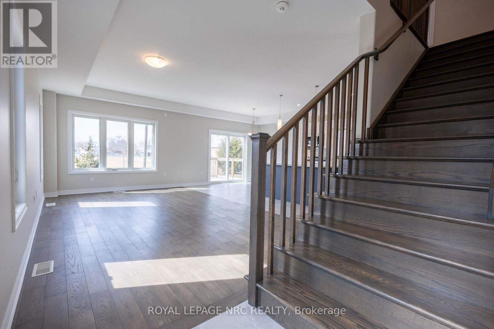 25 MCMANN DRIVE Image 2