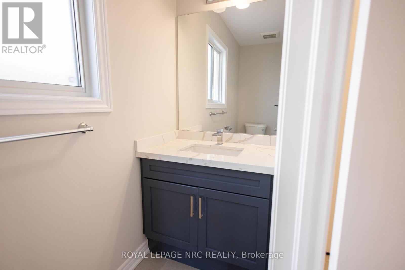 25 MCMANN DRIVE Image 9