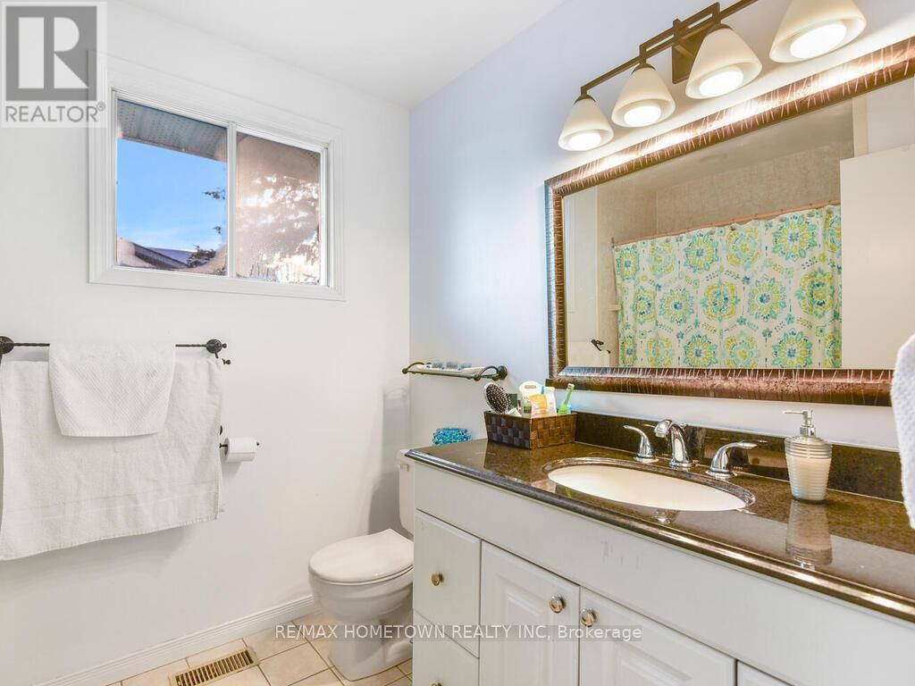 625 LAURIER BOULEVARD Image 21