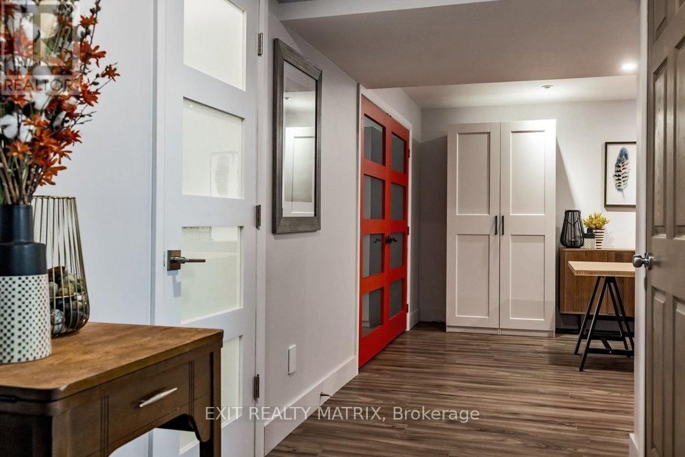 89 STONEWATER BAY Image 26