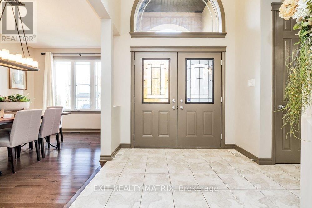89 STONEWATER BAY Image 3