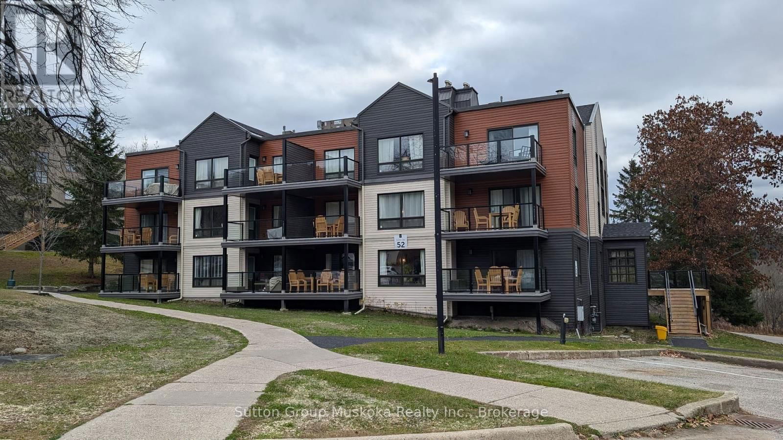 52-305 - 1235 DEERHURST DRIVE Image 4
