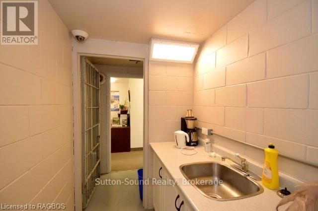 Tertiary Property View