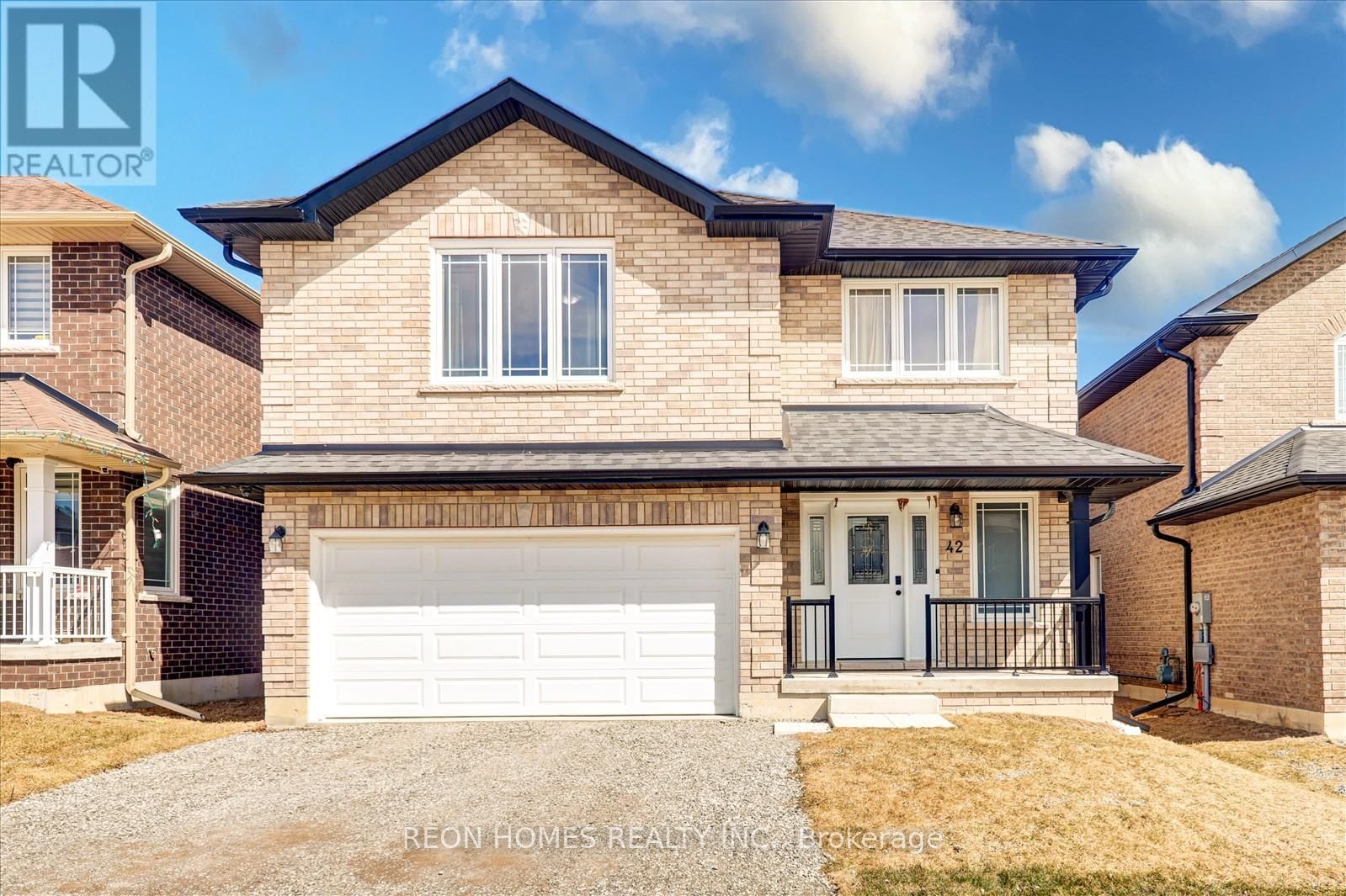 42 YORK DRIVE Image 1