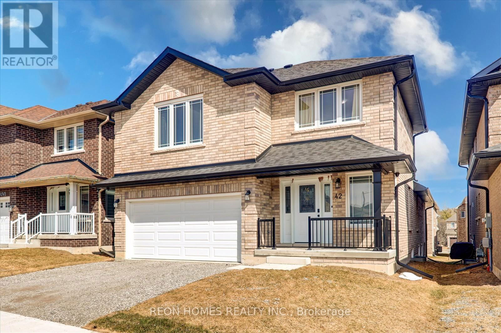 42 YORK DRIVE Image 2
