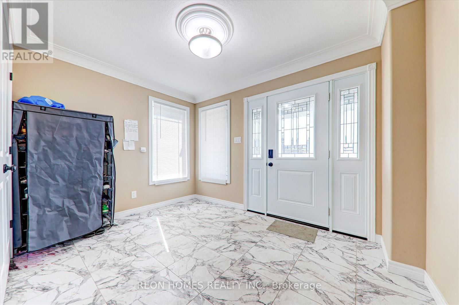 42 YORK DRIVE Image 5